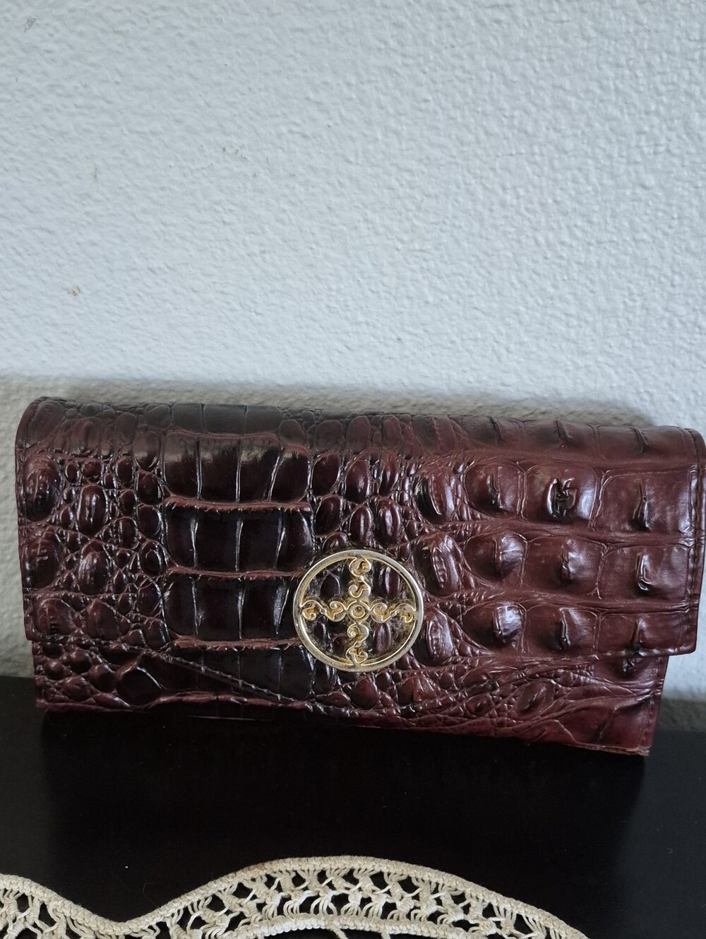 New Stauer Gray/Black Avalon Crocodile Brown  Embossed Leather Wallet - Picture 2 of 11